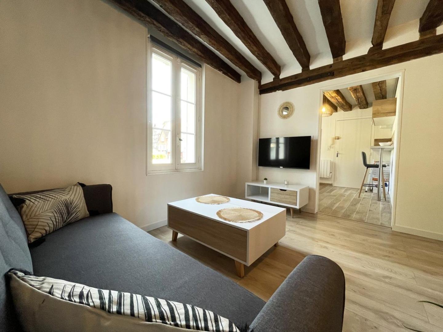 L'Eure Tranquille Apartment Шартър Екстериор снимка